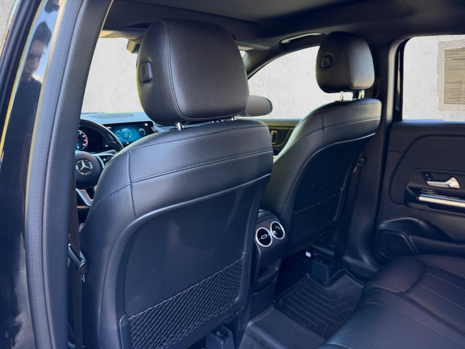 Certified 2021 Mercedes-Benz GLA 250 4MATIC image 19