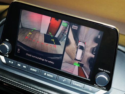 Used 2021 Nissan Rogue SL image 30