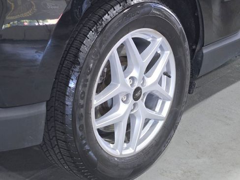 Used 2023 Ford Edge SEL image 13