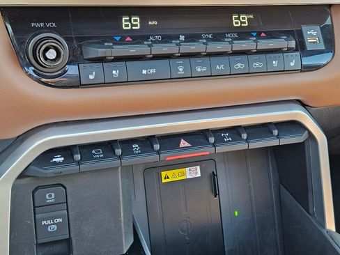 Used 2023 Toyota Tundra 1794 Edition w/ TRD Off-Road Package AWD/4WD image 26