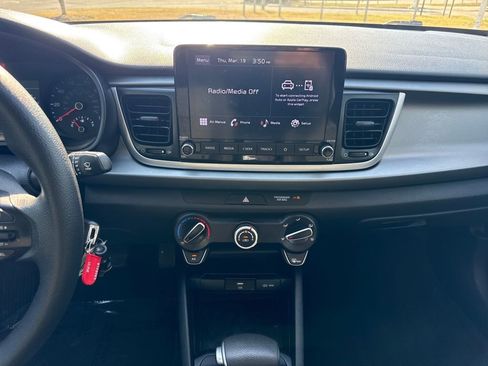 Used 2022 Kia Rio S image 17