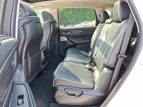 Certified 2025 Acura MDX SH-AWD w/ Advance Package image 11