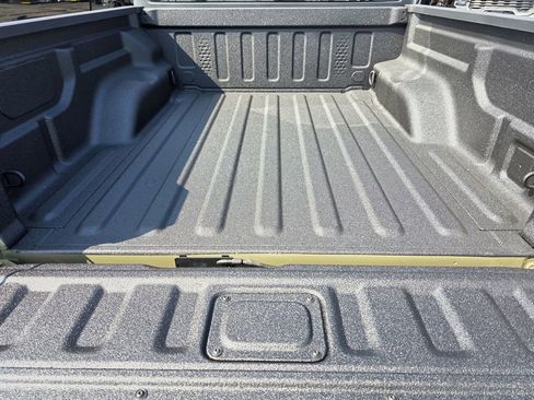 New 2025 Jeep Gladiator Mojave w/ Convenience Group AWD/4WD image 6