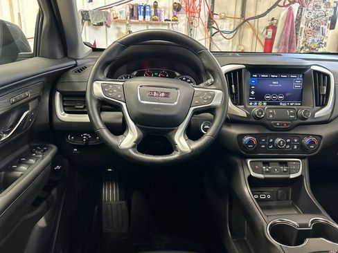 Certified 2024 GMC Terrain SLT w/ LPO, Floor Liner Package AWD/4WD image 17