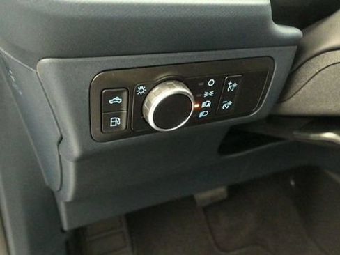 New 2026 Ford Maverick XL w/ Equipment Group 101A AWD/4WD image 13