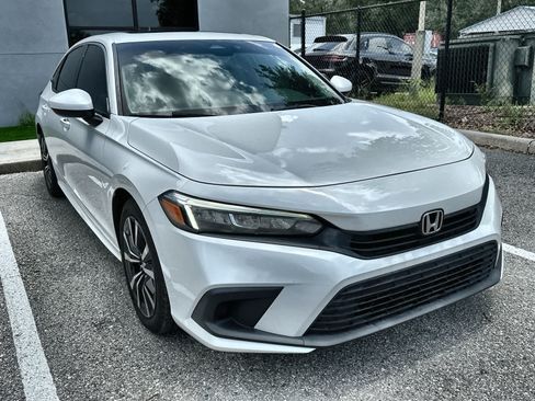 Used 2022 Honda Civic EX image 11