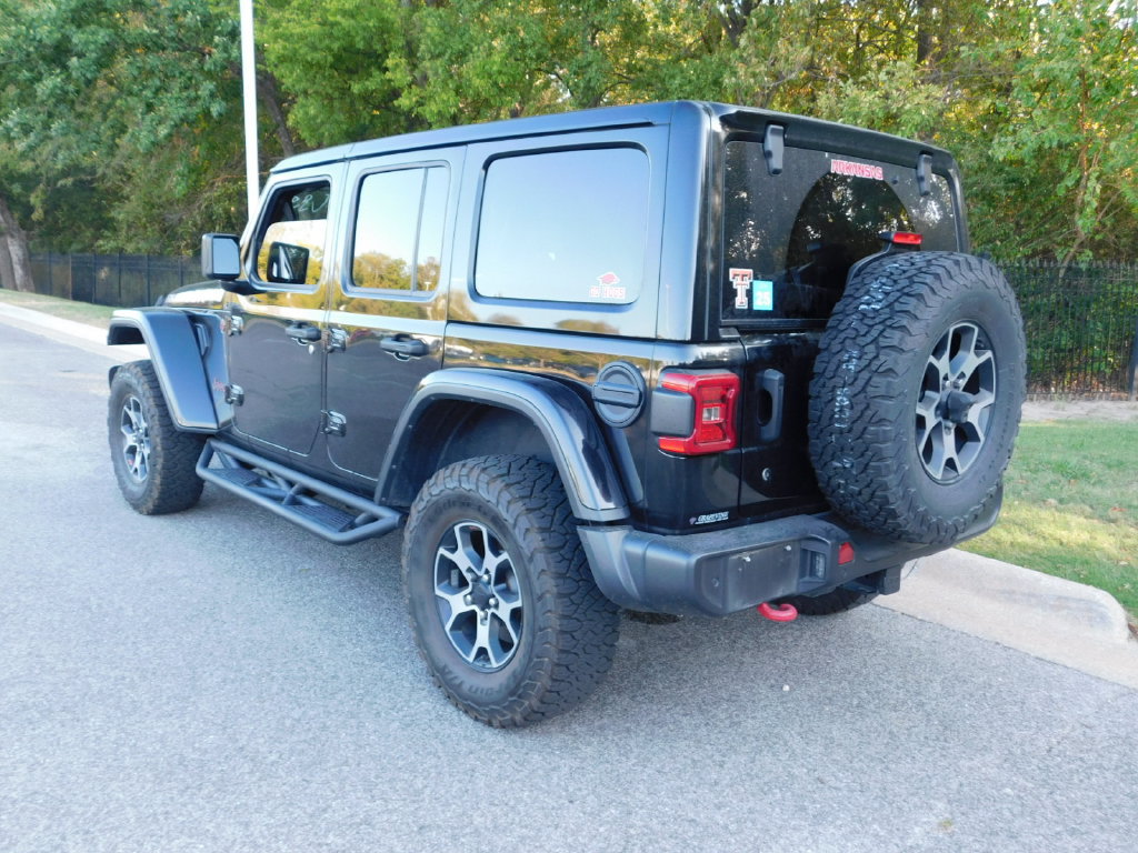 Used 2018 Jeep Wrangler Unlimited Rubicon AWD/4WD image 3