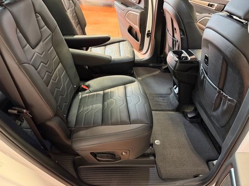 Used 2022 Kia Telluride SX w/ SX Prestige Package AWD/4WD image 31