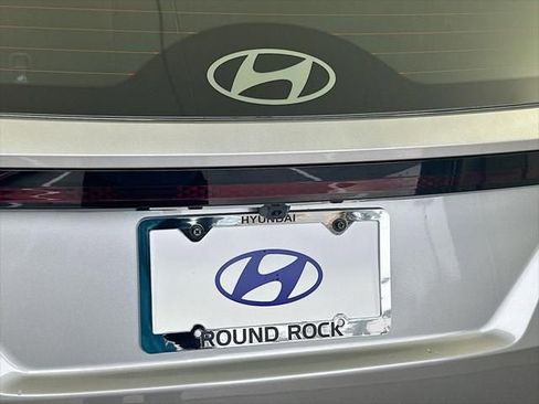 New 2026 Hyundai Tucson SE image 18