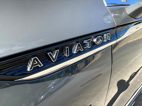 Used 2022 Lincoln Aviator Black Label w/ Dynamic Handling Package image 34
