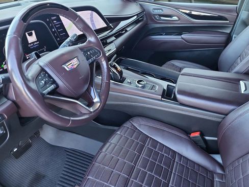 Certified 2024 Cadillac Escalade Premium Luxury Platinum image 12