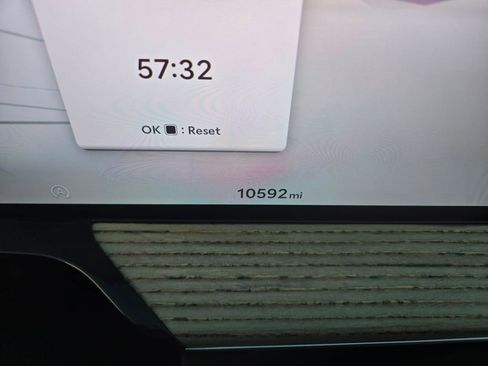 Used 2025 Genesis GV80 3.5T Advanced image 13