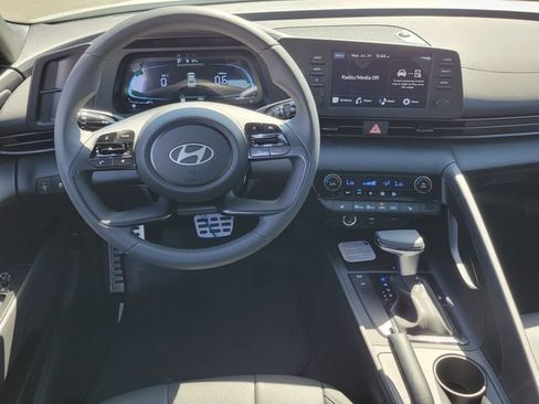 New 2026 Hyundai Elantra SEL Sport FWD image 6