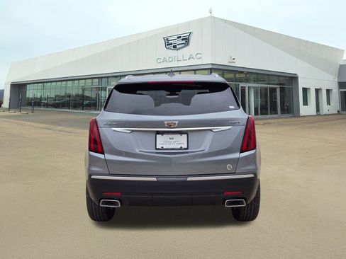 New 2026 Cadillac XT5 Luxury w/ LPO, Floor Liner Package image 5