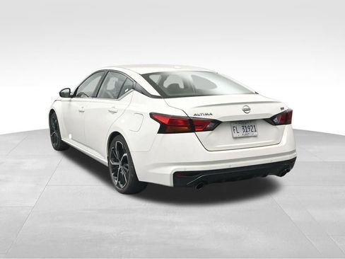 Used 2024 Nissan Altima 2.5 SR image 4