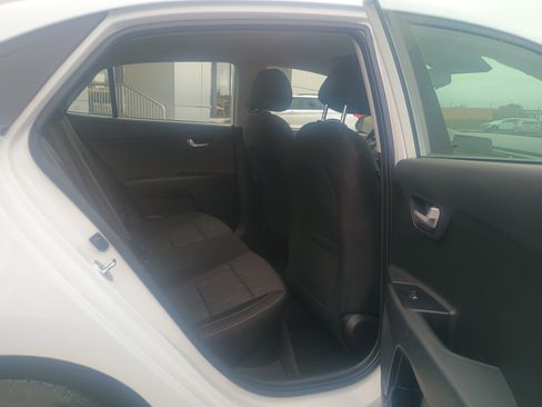 Used 2022 Kia Rio S w/ Technology Package image 13