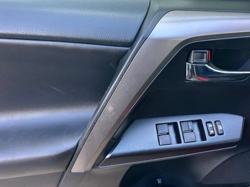 Used 2017 Toyota RAV4 XLE w/ All Weather Liner Package AWD/4WD image 11