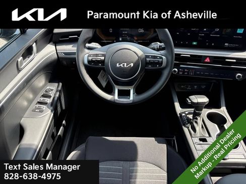 New 2026 Kia K5 LXS FWD image 21