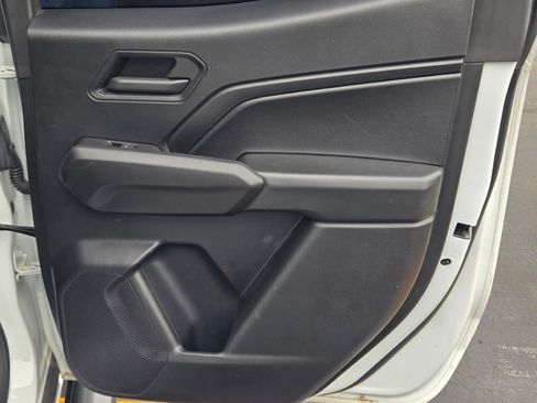 Used 2024 Chevrolet Colorado Trail Boss w/ Advanced Trailering Package AWD/4WD image 10