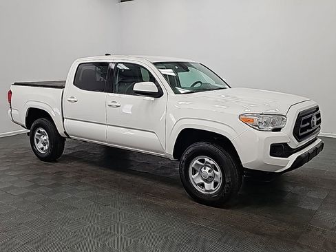 Used 2023 Toyota Tacoma SR image 1