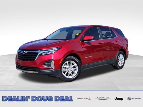 Used 2024 Chevrolet Equinox LT image 1