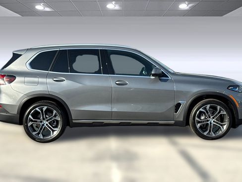 New 2026 BMW X5 xDrive40i image 7