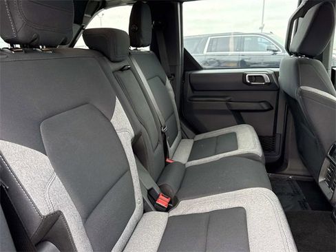 Used 2025 Ford Bronco 4-Door image 18