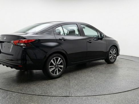 Used 2025 Nissan Versa SV FWD image 9