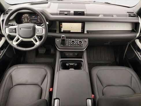 New 2024 Land Rover Defender 110 SE image 16