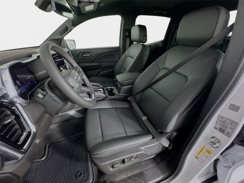 New 2026 GMC Canyon Elevation w/ Convenience Package RWD image 11