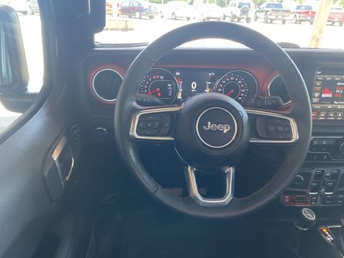 Used 2021 Jeep Wrangler Unlimited Rubicon image 9