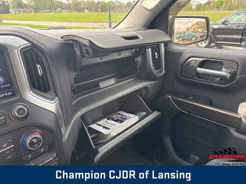 Used 2021 Chevrolet Silverado 1500 LT AWD/4WD image 37