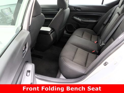 Used 2024 Nissan Altima 2.5 SV image 28