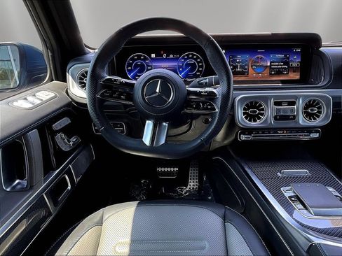 Used 2025 Mercedes-Benz G 580 w/ EQ Technology image 8