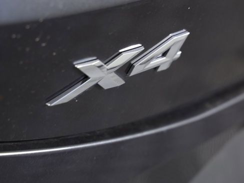 Used 2024 BMW X4 xDrive30i image 7