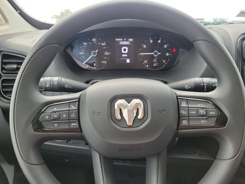 Used 2025 RAM ProMaster 3500 w/ Convenience Group image 9