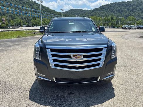 Used 2020 Cadillac Escalade Luxury AWD/4WD image 8