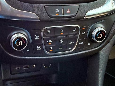Certified 2022 Chevrolet Equinox LT AWD/4WD image 23