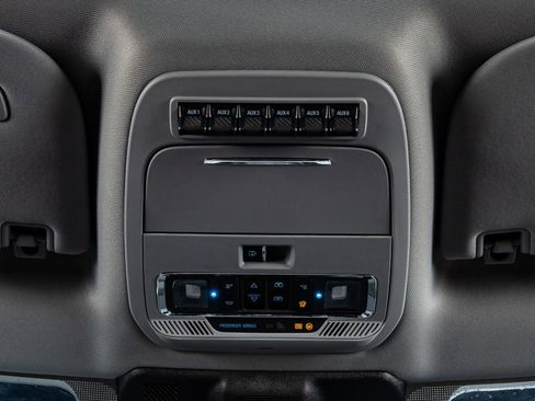 Used 2024 Ford F250 Lariat w/ Lariat Ultimate Package AWD/4WD image 28