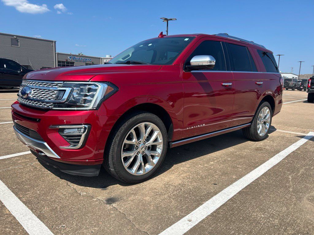 Used 2019 Ford Expedition Platinum AWD/4WD image 3