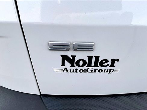 Used 2022 Ford Escape SE w/ Convenience Package image 8