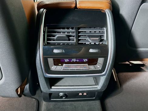 New 2026 BMW X5 M60i image 18