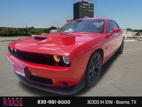 Used 2023 Dodge Challenger R/T w/ Blacktop Package RWD image 3