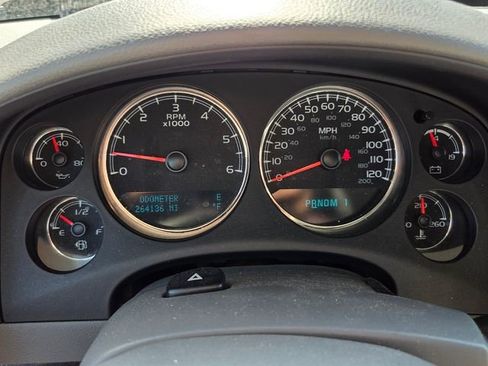 Used 2013 Chevrolet Silverado 2500 LTZ w/ LTZ Plus Package AWD/4WD image 23