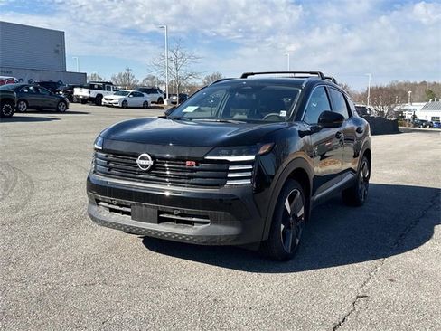 New 2026 Nissan Kicks SR image 8