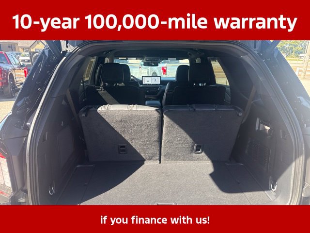Used 2025 Ford Explorer ST-Line w/ Premium Package RWD image 26