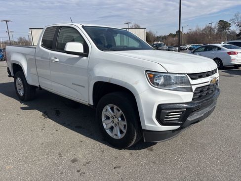 Used 2022 Chevrolet Colorado LT w/ Fleet Safety Package image 9
