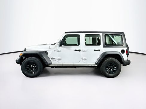 Used 2018 Jeep Wrangler Unlimited Sport AWD/4WD image 4