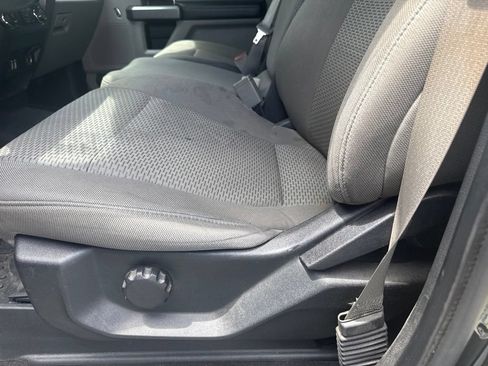 Used 2019 Ford F150 XLT AWD/4WD image 6