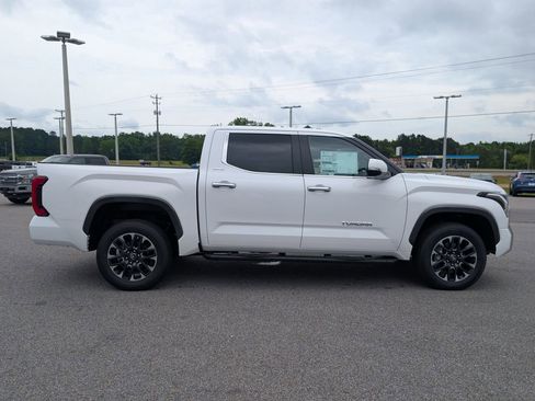 New 2026 Toyota Tundra Limited AWD/4WD image 12